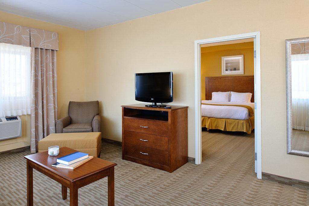 Holiday Inn Express Philadelphia Airport, An Ihg Hotel Essington Room photo
